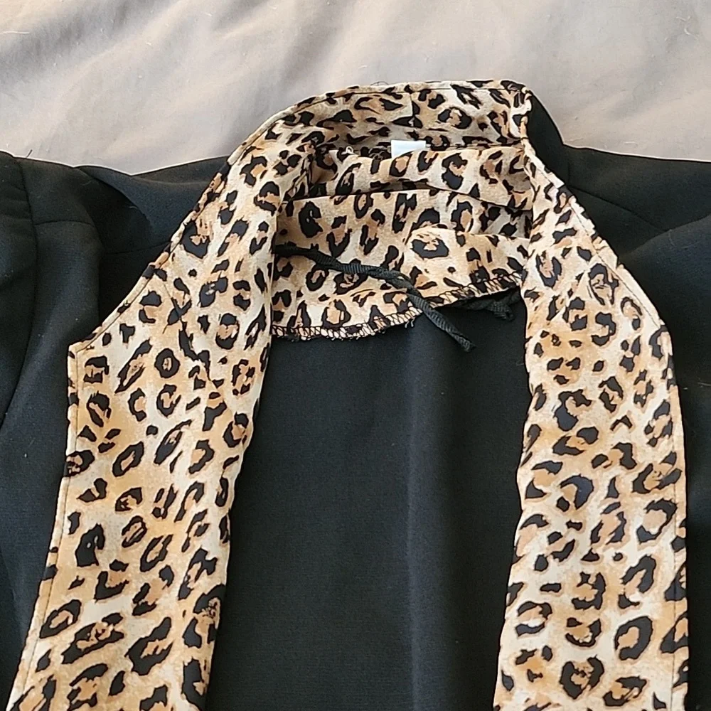 Women's 3,piece suit - Picture 3 of 7